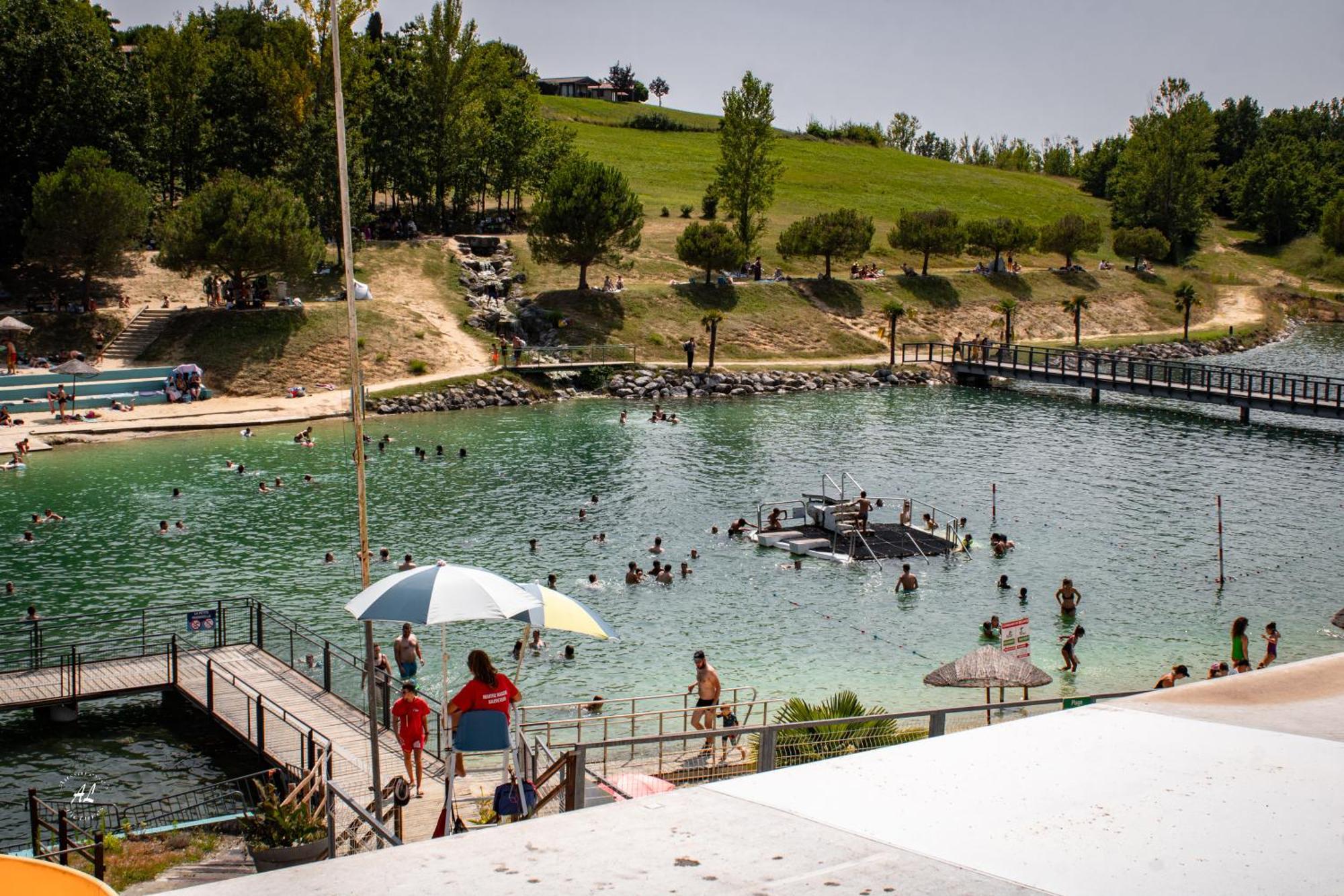 Terres De France - Les Hameaux Des Lacs Monclar-de-Quercy Екстериор снимка